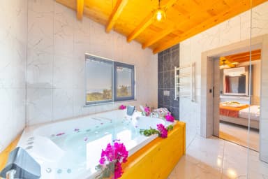 Villa Dacron Korunaklı Havuz 79