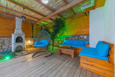 Villa Dacron Korunaklı Havuz 43