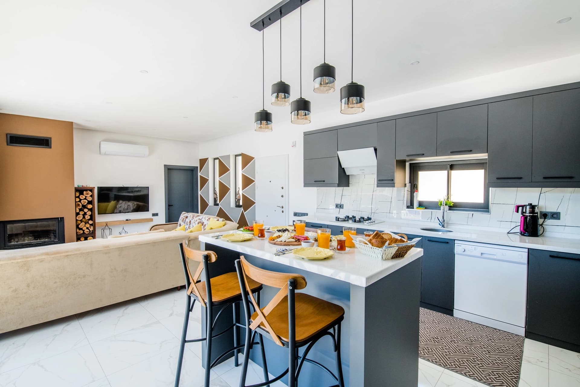 Villa Sedef Korunaklı Havuz 16