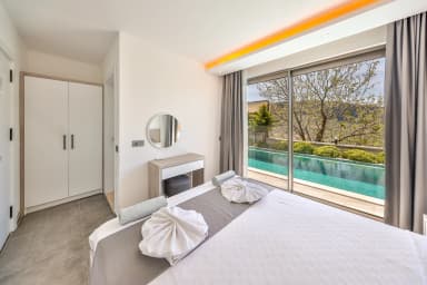 Villa Ni Ba Korunaklı Havuz 72