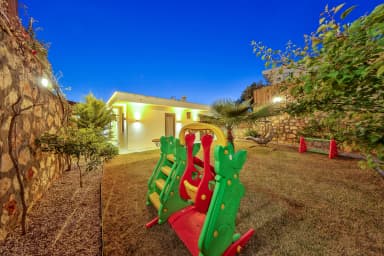 Villa Ni Ba Korunaklı Havuz 98