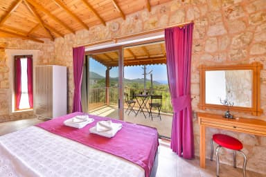 Villa Çınar Ağullu Korunaklı Havuz 23