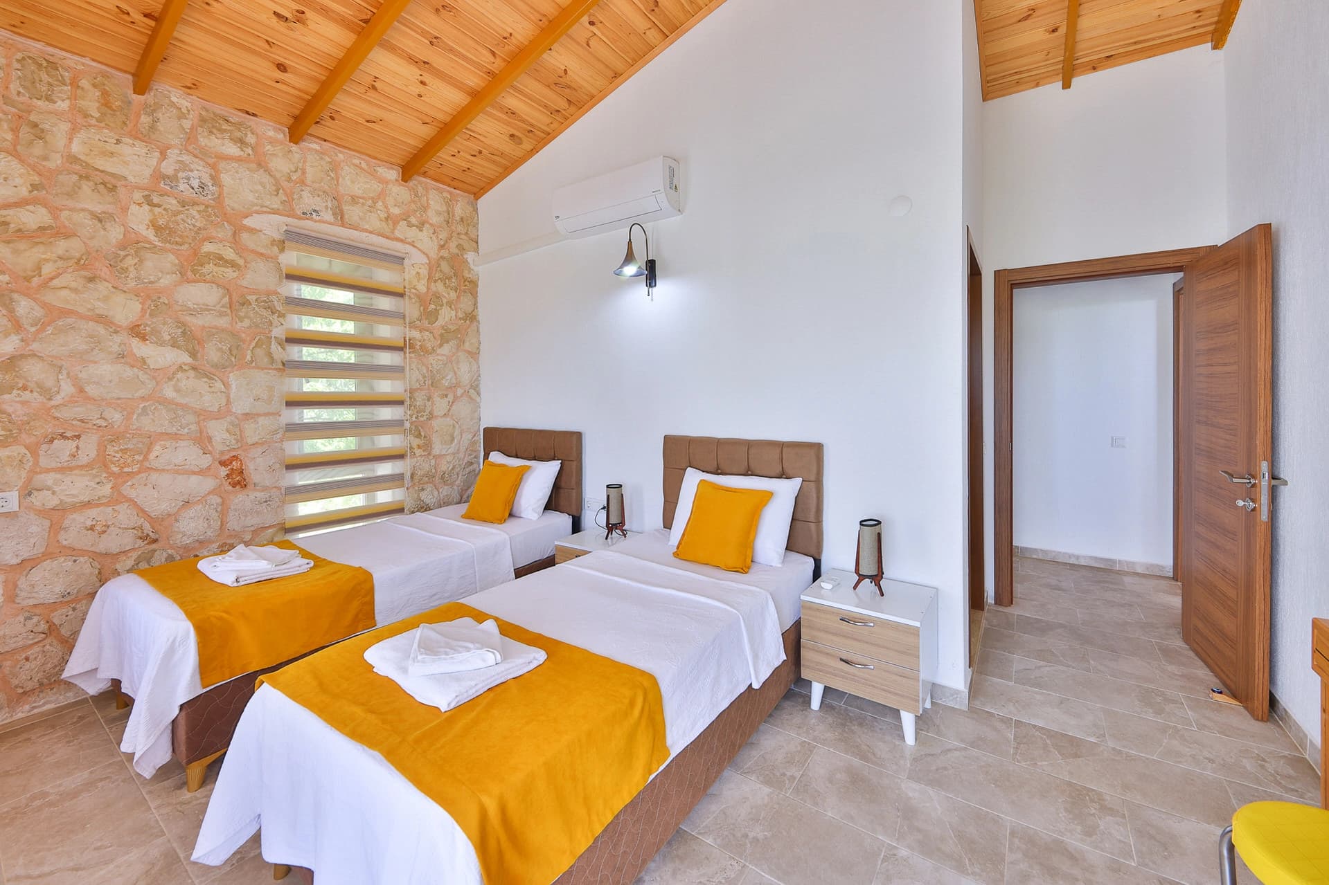 Villa Çınar Ağullu Korunaklı Havuz 65