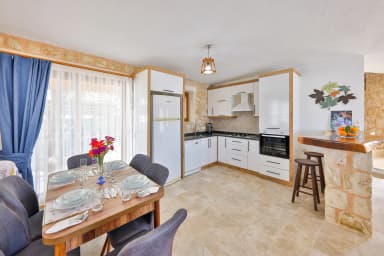 Villa Çınar Ağullu Korunaklı Havuz 71