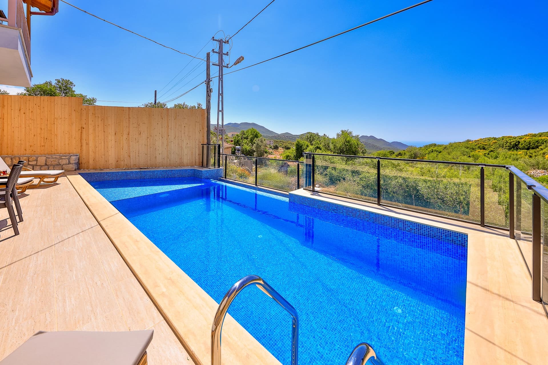 Villa Çınar Ağullu Korunaklı Havuz 35