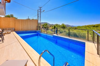 Villa Çınar Ağullu Korunaklı Havuz 35