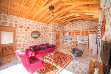 Villa Mercan Üzümlü Korunaklı Havuz 30