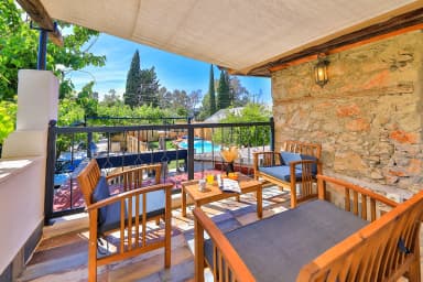 Villa Fırnaz Taş Evi Korunaklı Havuz 95