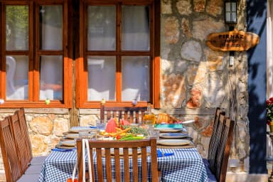 Villa Fırnaz Taş Evi Korunaklı Havuz 45