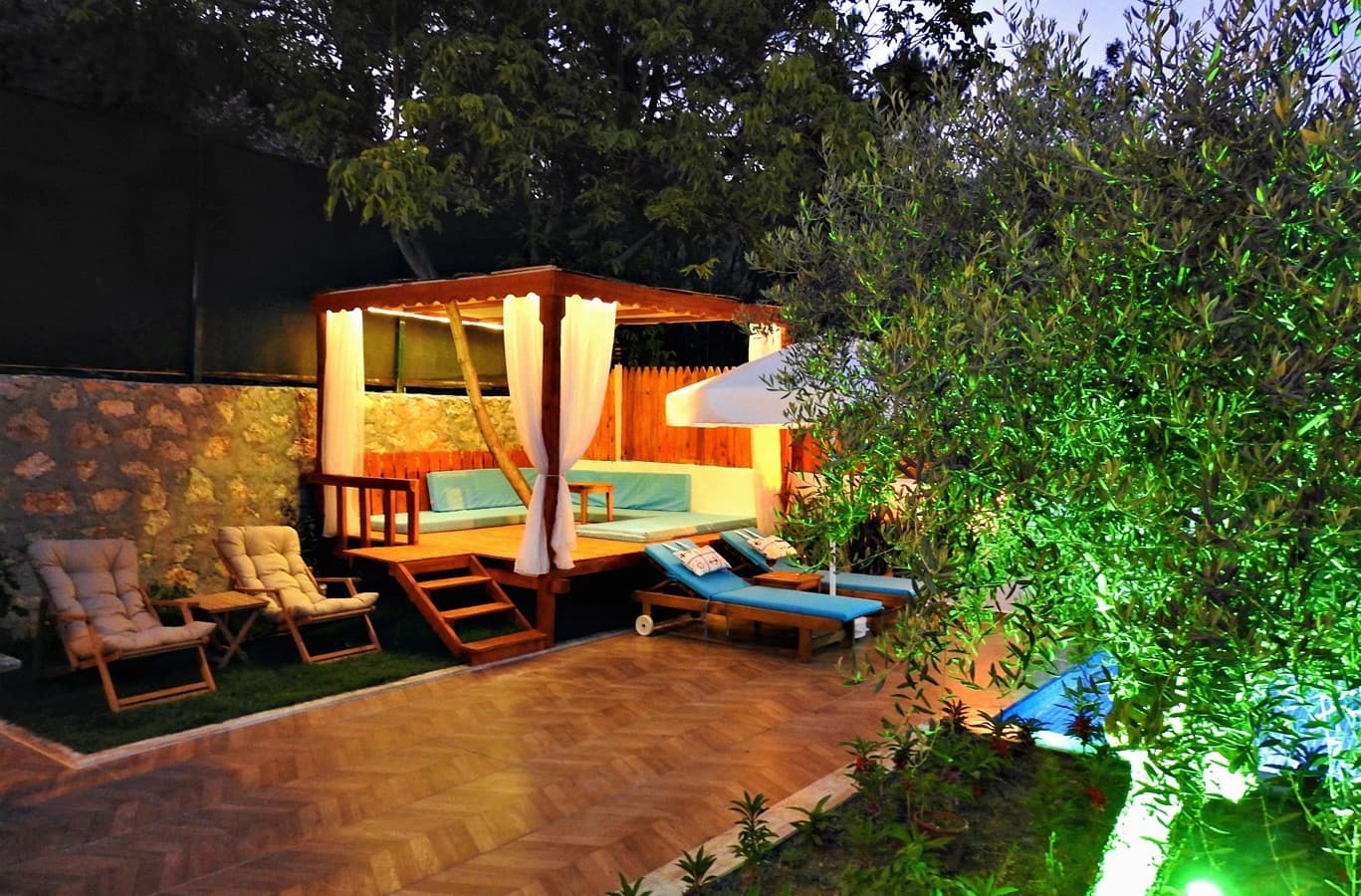 Villa Rayna Korunaklı Havuz 42