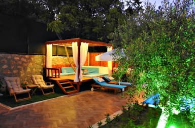 Villa Rayna Korunaklı Havuz 42