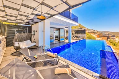 Villa Gardenya Korunaklı Havuz 11