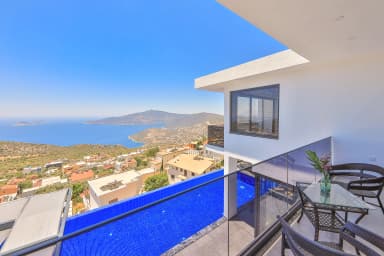 Villa Gardenya Korunaklı Havuz 83