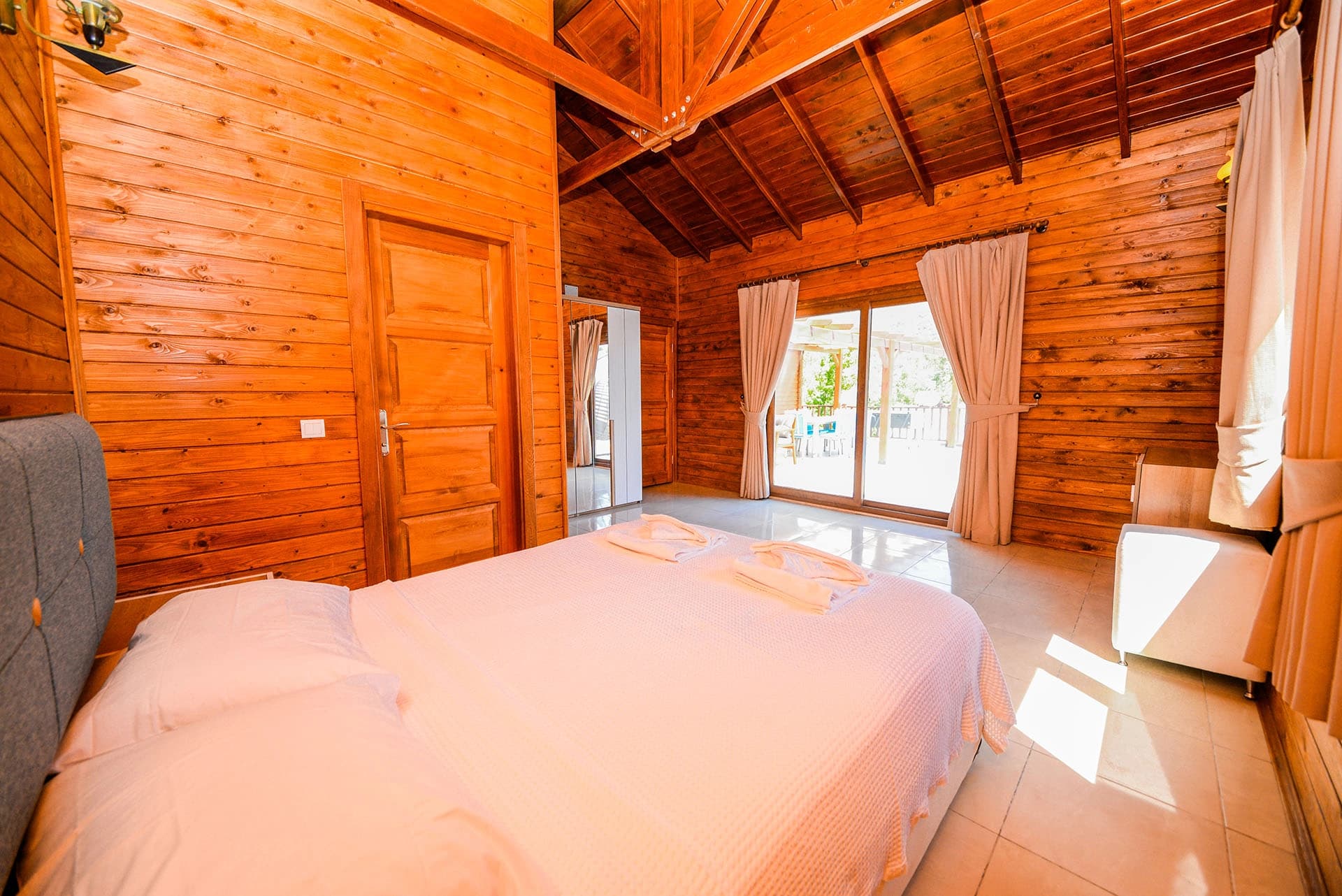 Villa Woodhouse Korunaklı Havuz 90