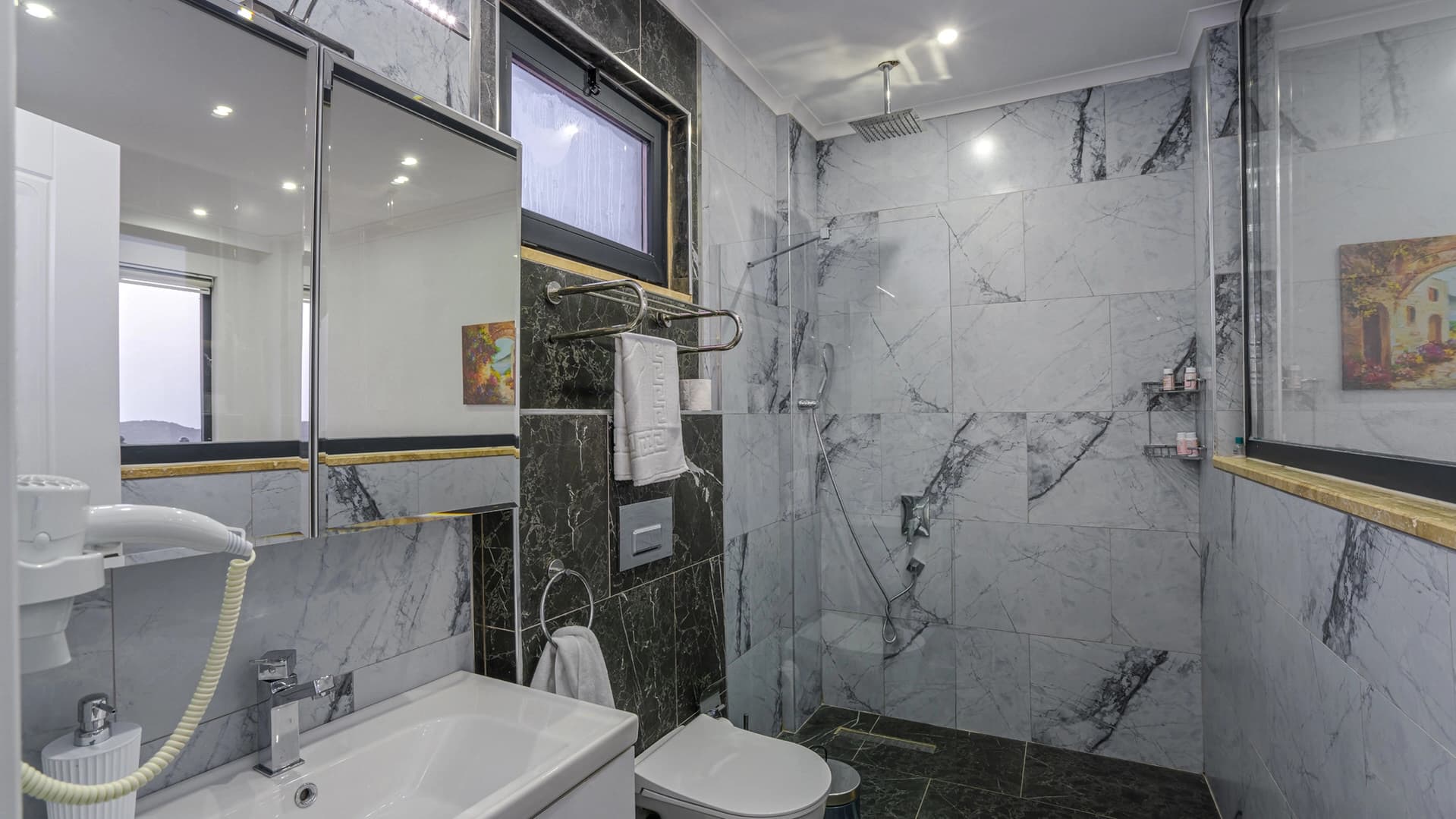 Villa Güneş 1 Korunaklı Havuz 76