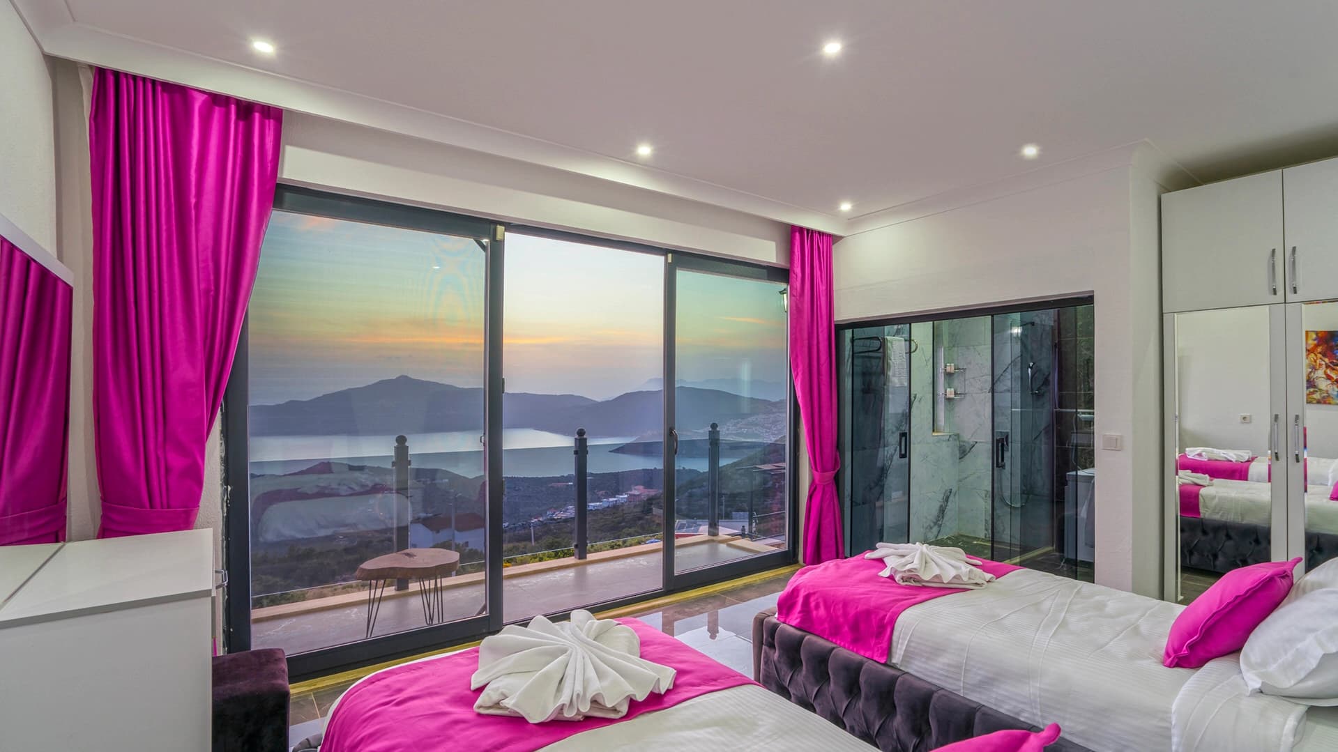 Villa Güneş 1 Korunaklı Havuz 14