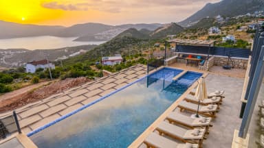 Villa Güneş 1 Korunaklı Havuz 72