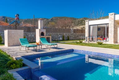 Villa Vip Isıtmalı Havuz 82
