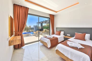 Villa Suvari Vier Korunaklı Havuz 50