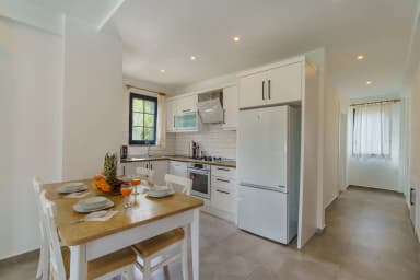 Villa Sazak Duo Korunaklı Havuz 82