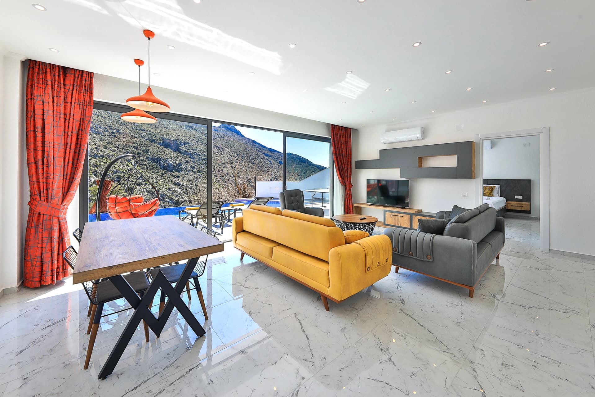 Villa Suvari Trio Korunaklı Havuz 14