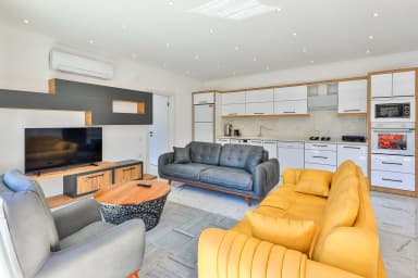 Villa Suvari Trio Korunaklı Havuz 42