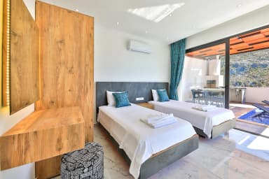 Villa Suvari Trio Korunaklı Havuz 70