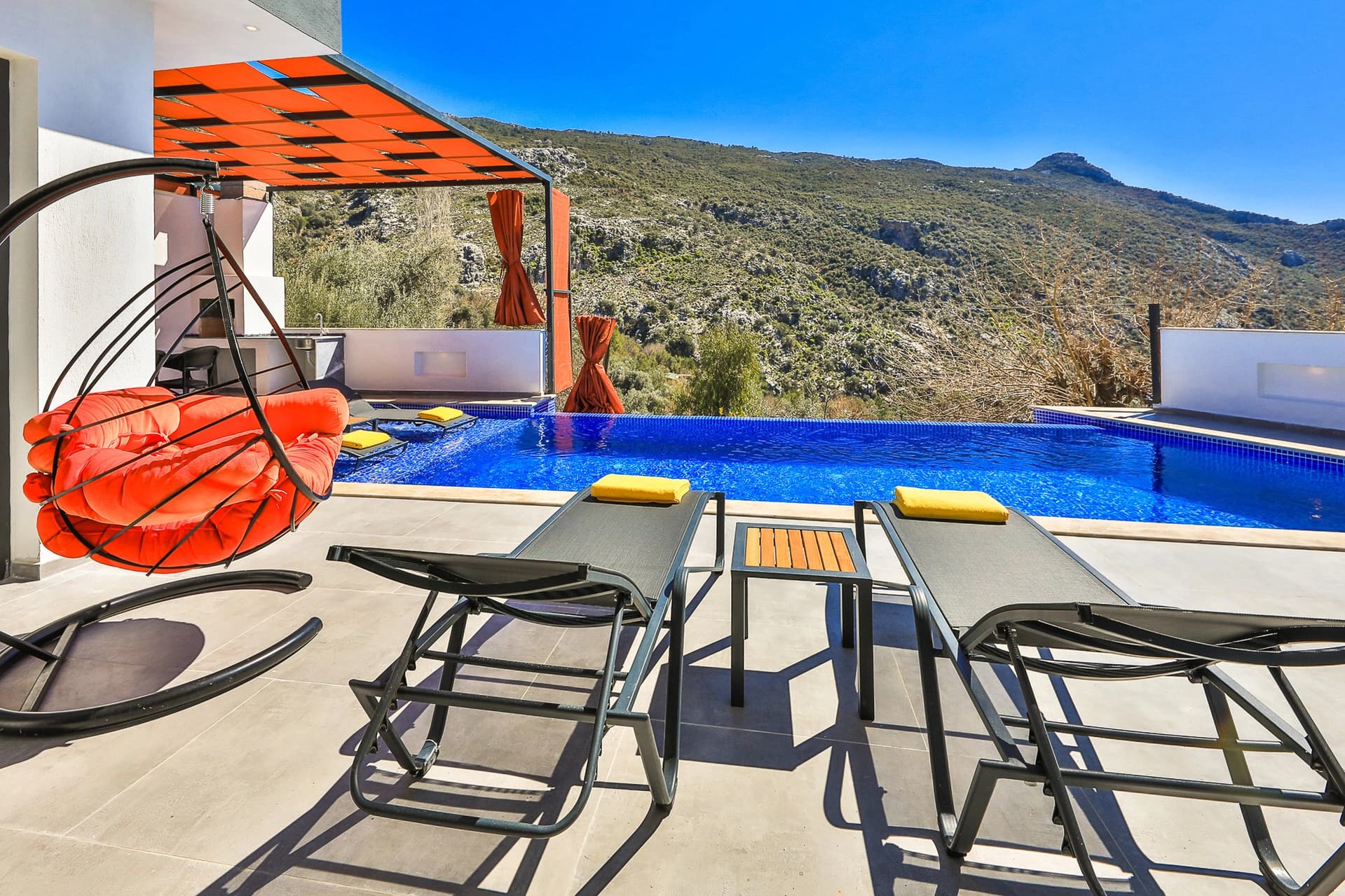 Villa Suvari Trio Korunaklı Havuz 34