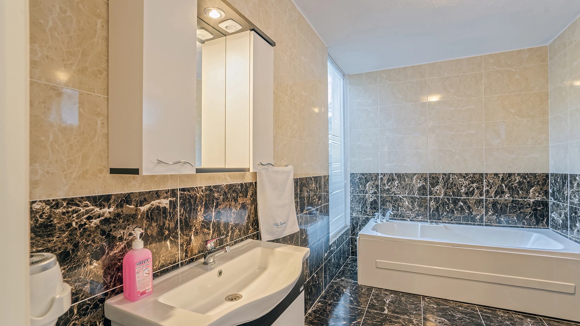 Villa Whitestone İslamlar 42