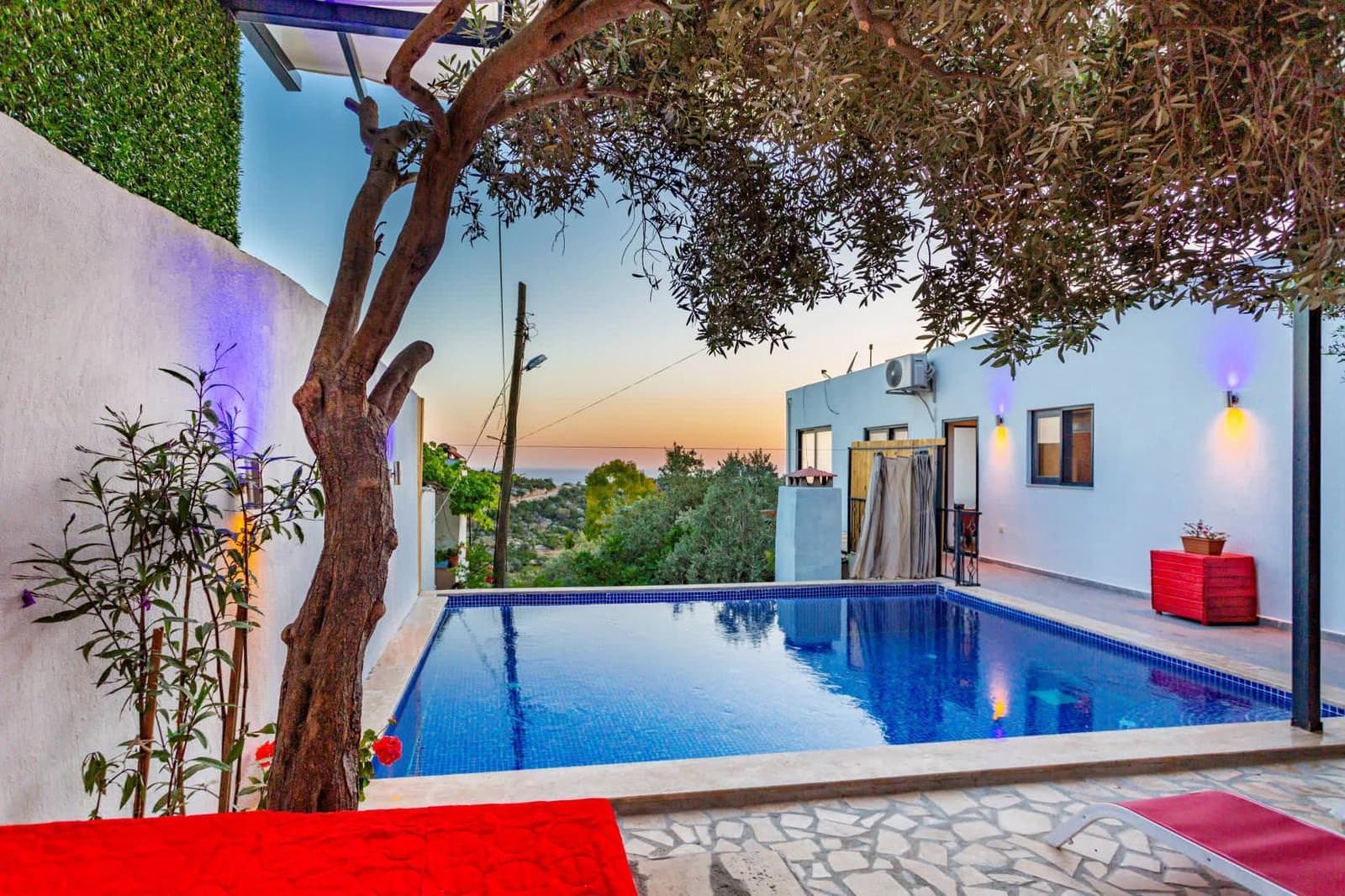 Villa Odakhan Korunaklı Havuz 44