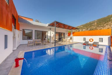 Villa Mevo Korunaklı Havuz 49