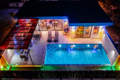 Villa Deniz Işığı Korunaklı Havuz 14