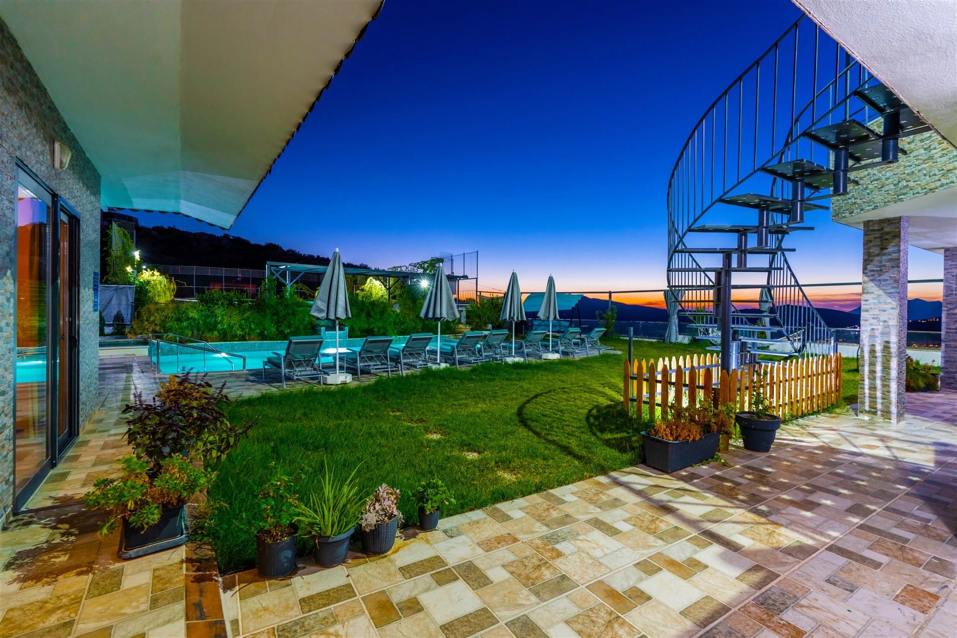 Villa Orion Korunaklı Havuz 70