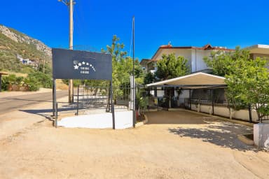 Villa Orion Isıtmalı Havuz 36