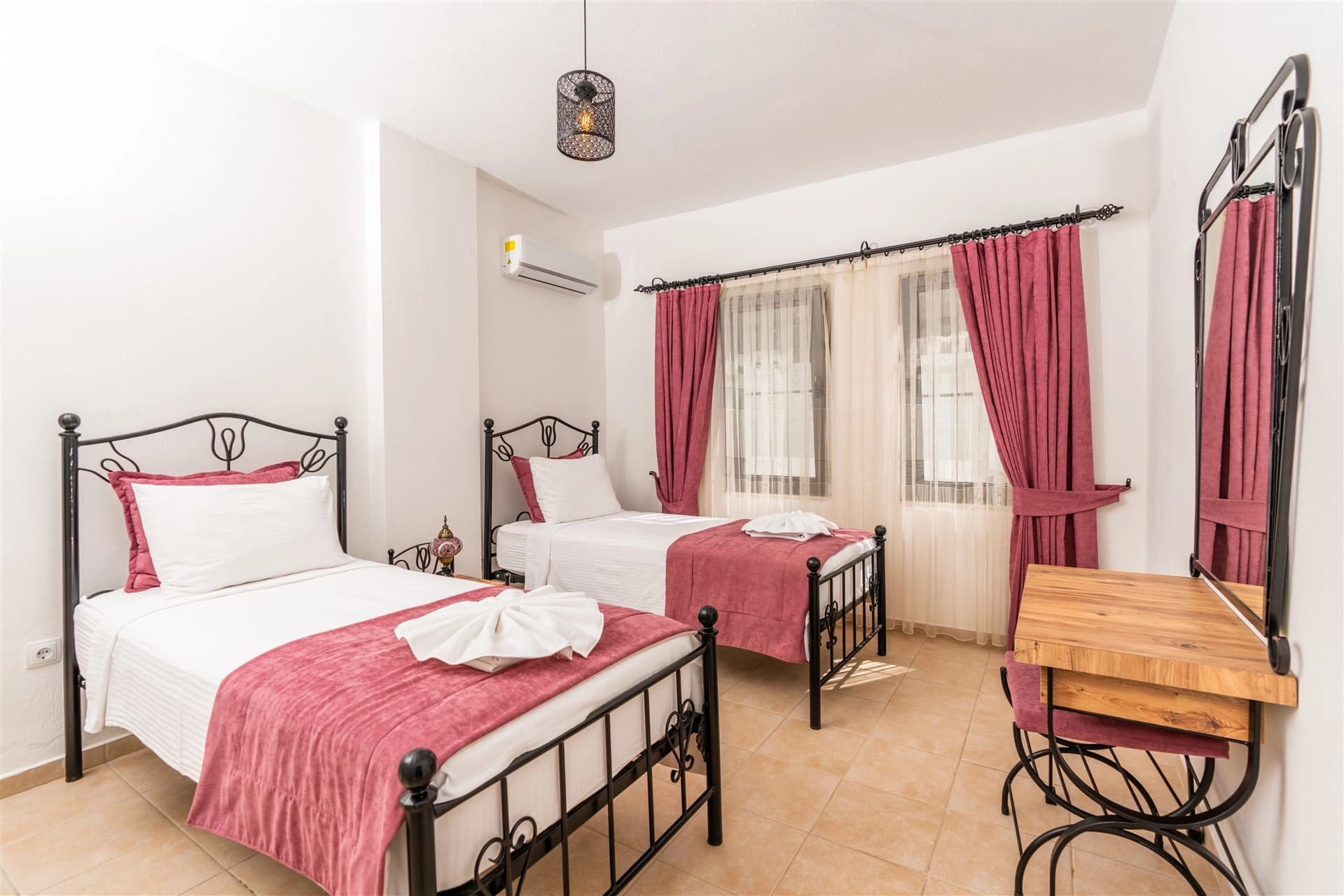 Villa Orion Korunaklı Havuz 40