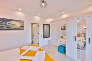 Villa Taylı 2 Korunaklı Havuz 32