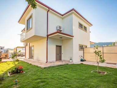 Villa Çağdaş 2 Korunaklı Havuz 73