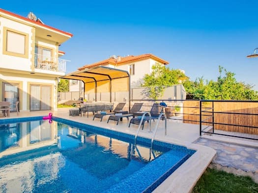 Villa Çağdaş 2 Korunaklı Havuz 31