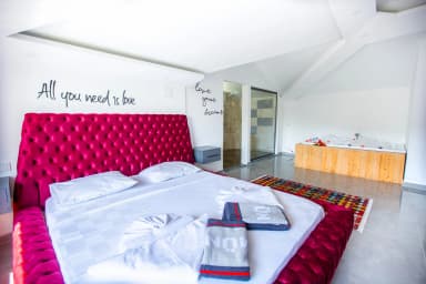 Villa Dorelli Korunaklı Havuz 46