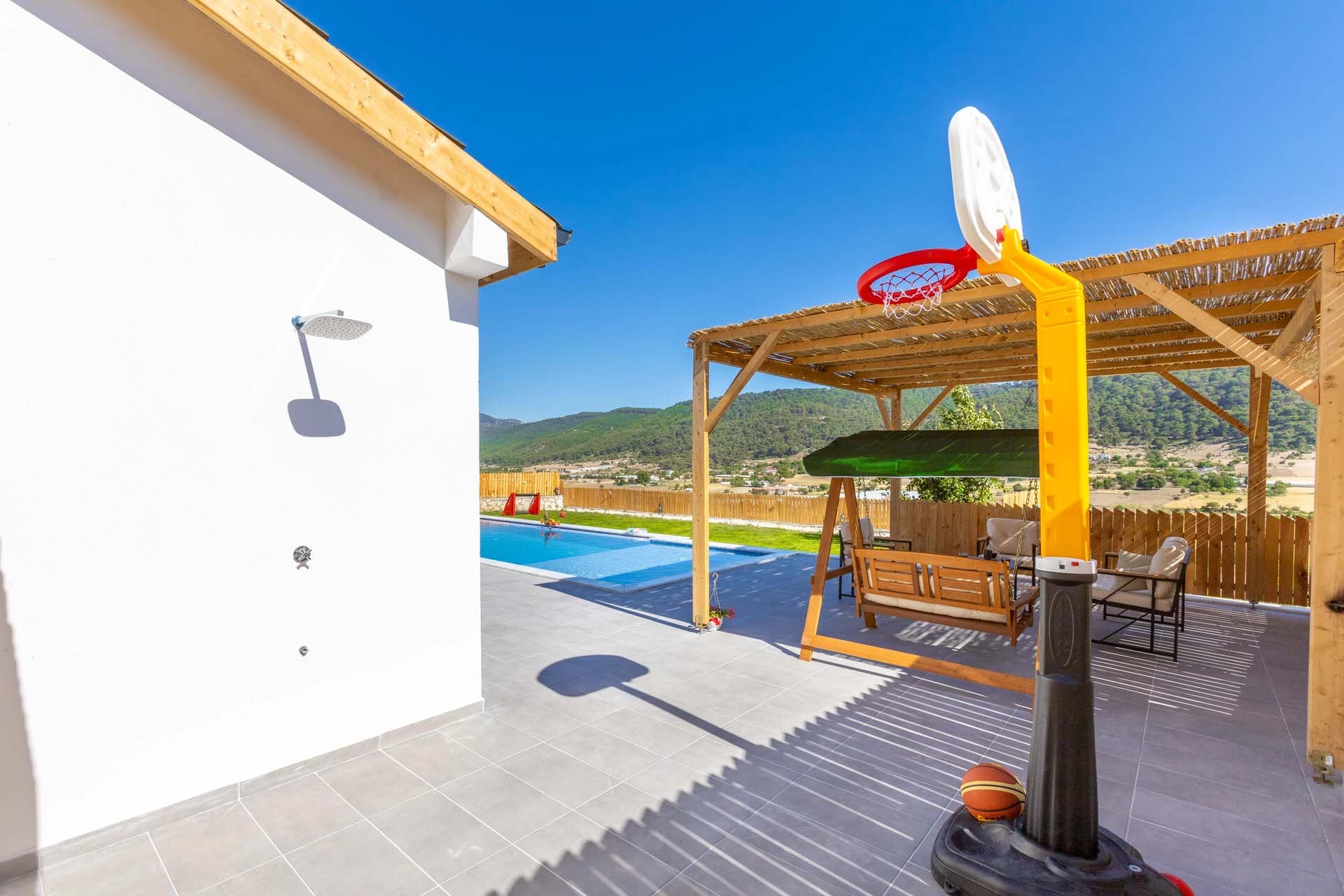 Villa Buğlem Sarıbelen Korunaklı Havuz 47