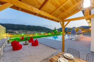 Villa Buğlem Sarıbelen Korunaklı Havuz 19