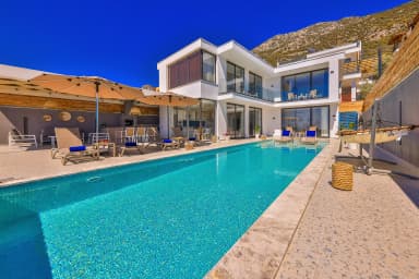 Villa Mare Mare Korunaklı Havuz 32
