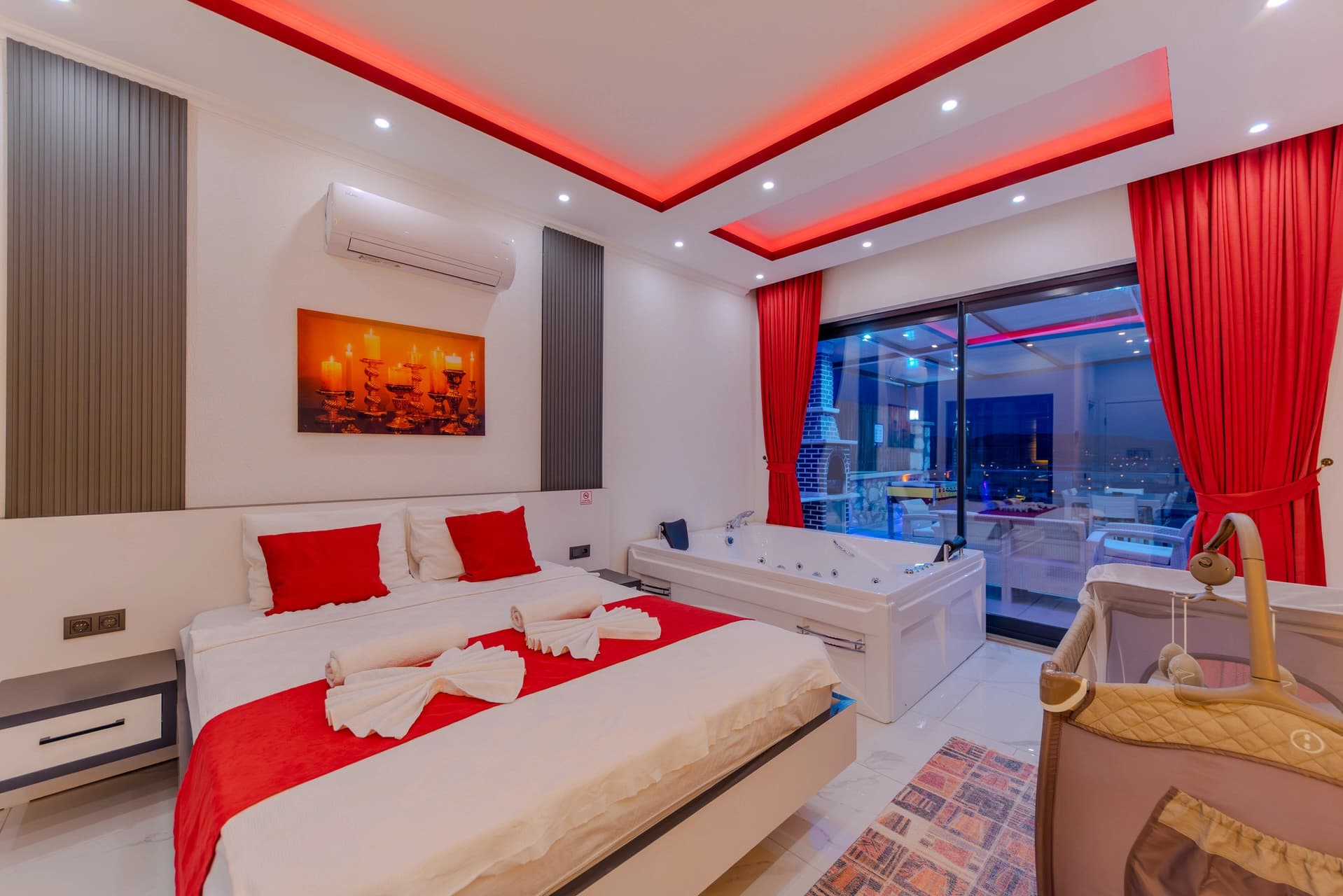 Villa Asmina Çavdır Korunaklı Havuz 18