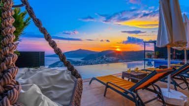 Villa Royal Korunaklı Havuz 92