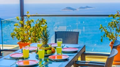 Villa Royal Korunaklı Havuz 84