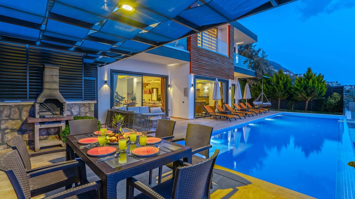 Villa Royal Korunaklı Havuz 78