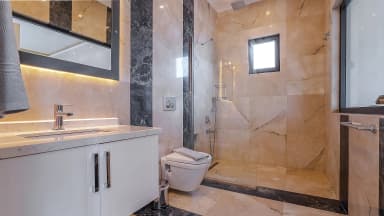 Villa Rima Korunaklı Havuz 85