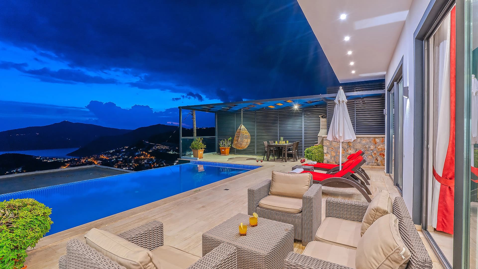 Villa Rima Korunaklı Havuz 21