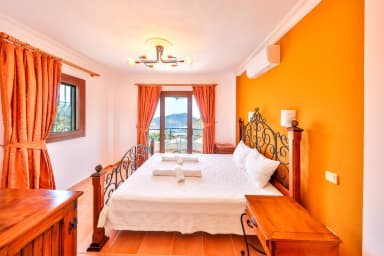 Villa Kırlangıç Kalkan Isıtmalı Havuz 83