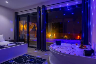 Villa Zemra Korunaklı Havuz 92